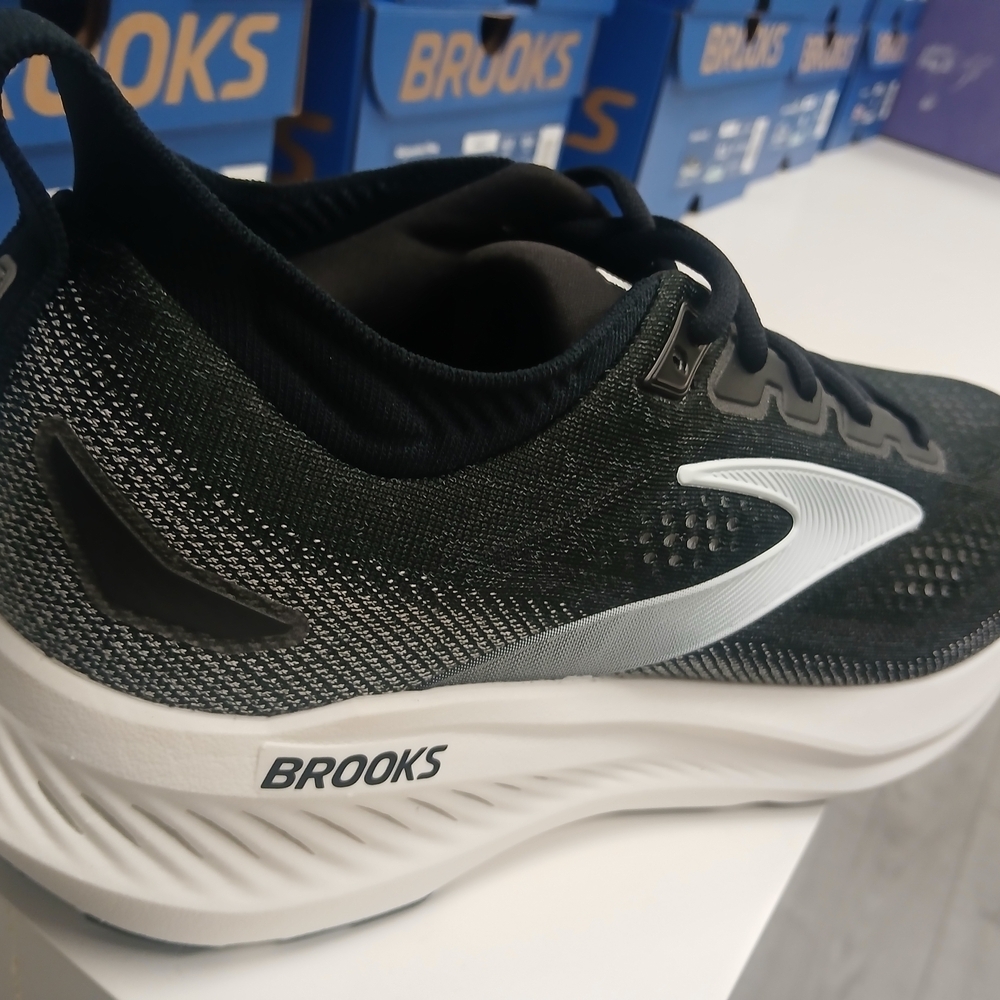 Brooks Men's Black and White Athletic Shoes - Picture 9 of 13